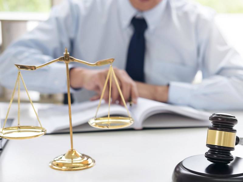 上海工傷保險律師視角：未參加工傷保險下工傷認定的申請之道