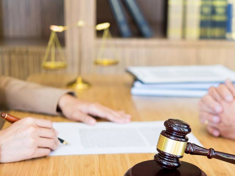 上海工傷律師：單位拒絕申請工傷認定時的應對策略